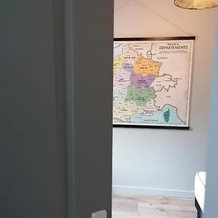 Appartement Au Pied De La Cathedrale De Beauvais *