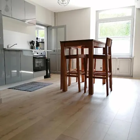 Appartement Au Pied De La Cathedrale De Beauvais *