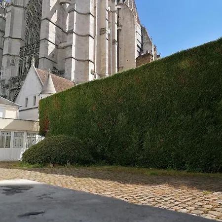 Appartement Au Pied De La Cathedrale De Beauvais Apartment